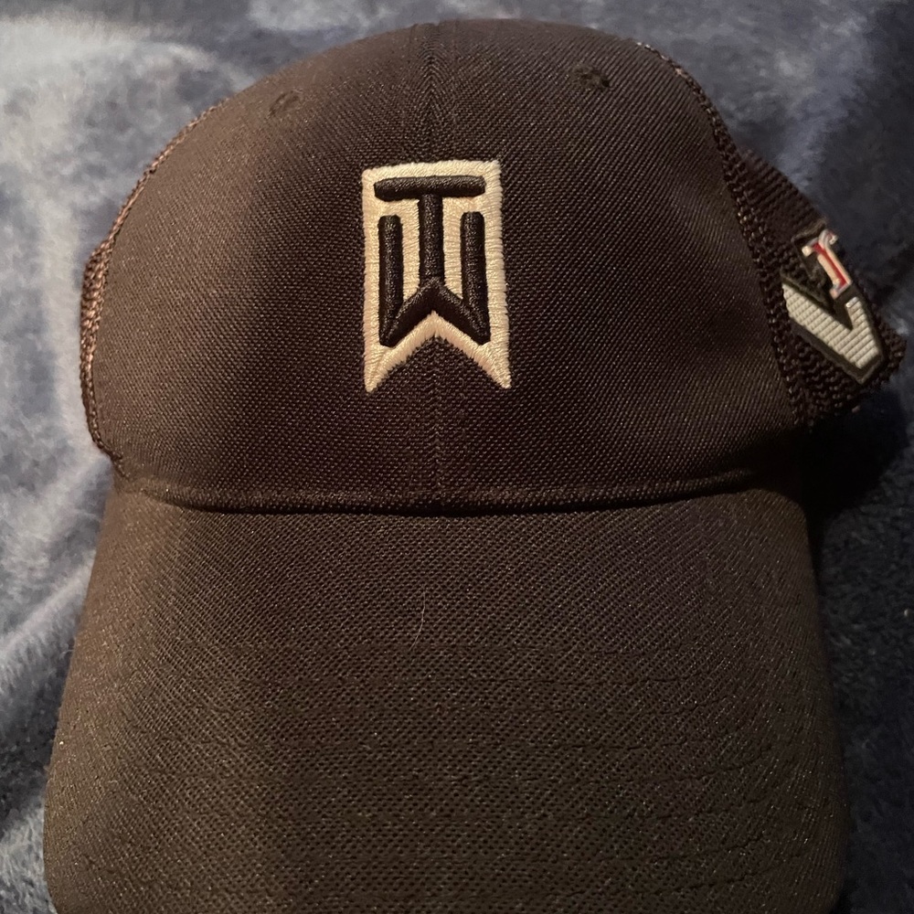 Tiger Woods Nike Golf Hat
